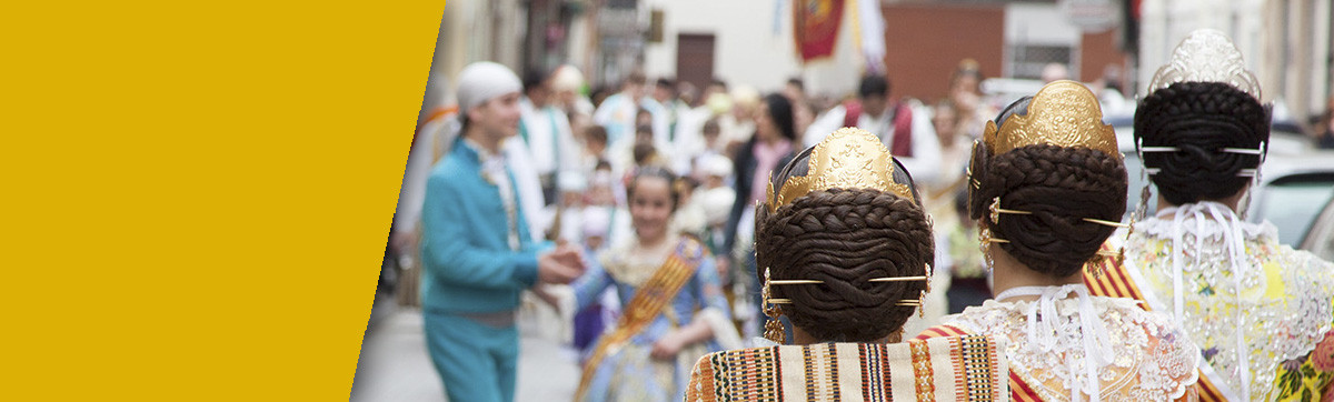 Falleras de Valencia